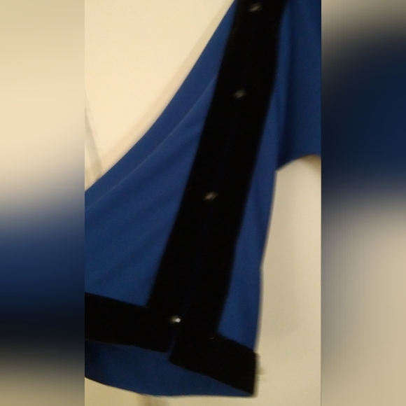 SOFT SURROUNDINGS BLUE KIMONO STYLE TOP WITH VELOUR TRIMING - Picture 4 of 5